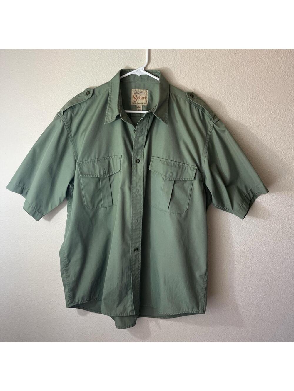 Cabela's green Safari button up short sleeve utility fisherman summer vacation